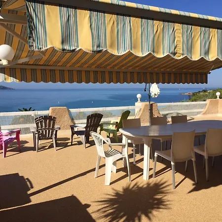 190 M2 En Bord De Villa *